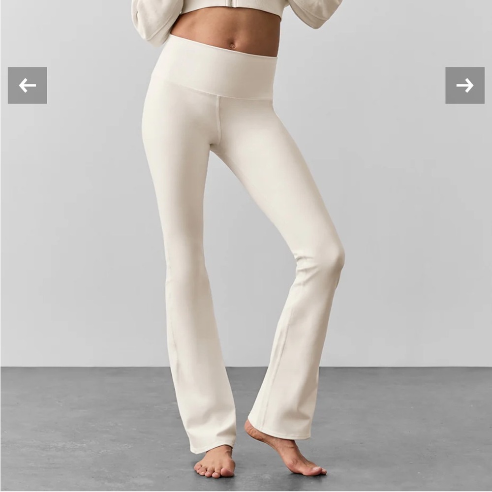 Alo Yoga AIRBRUSH HIGH-WAIST BOOTCUT LEGGING